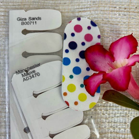 COLOR STREET Bundle. - Picture 3 of 3